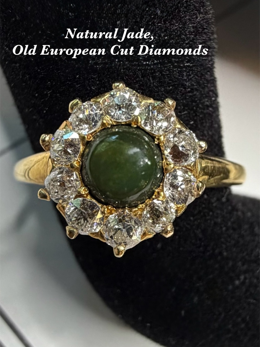 Old European Cut Diamonds .50ct & Jade Cabochon
14K Yellow Gold Ring Estate VTG
